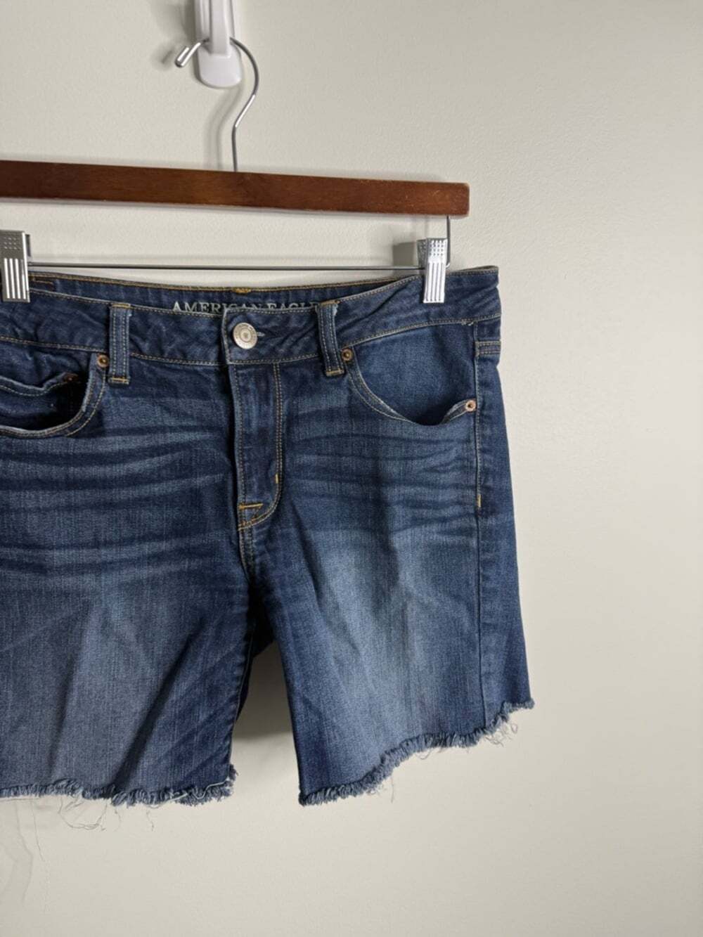 American Eagle Skinny Bermuda Jean Shorts size 12 - Picture 3 of 7